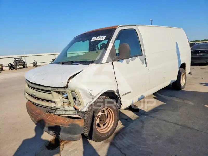 2000 Chevrolet Express photo