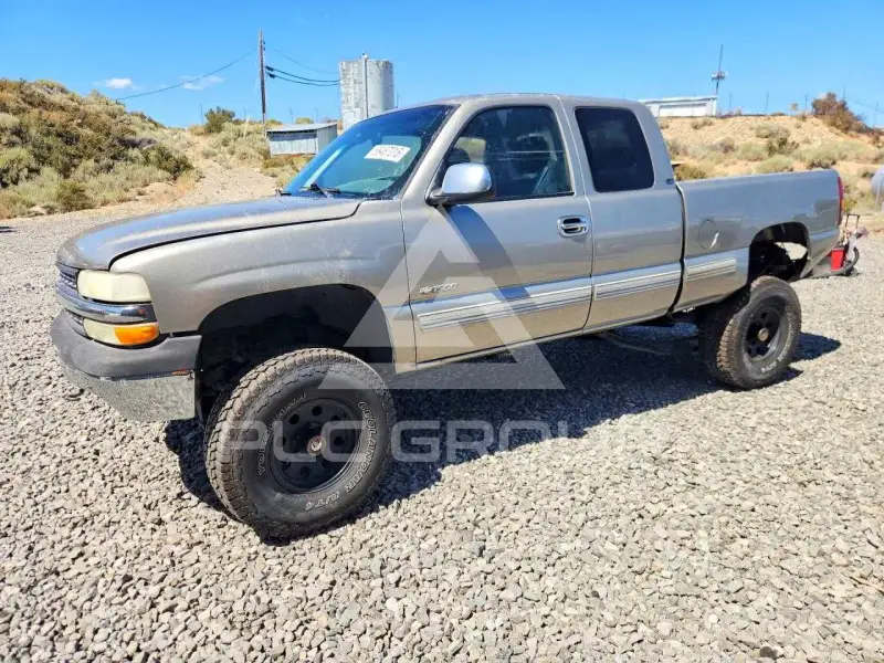 2000 Chevrolet Silverado photo