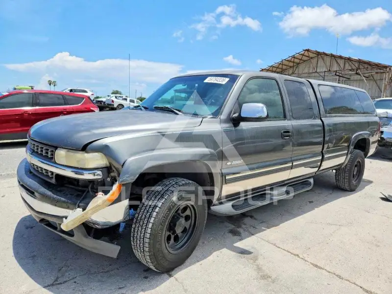 2000 Chevrolet Silverado photo