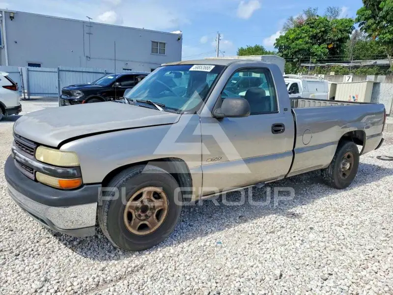 2000 Chevrolet Silverado photo