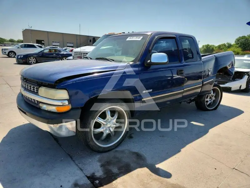 2000 Chevrolet Silverado photo