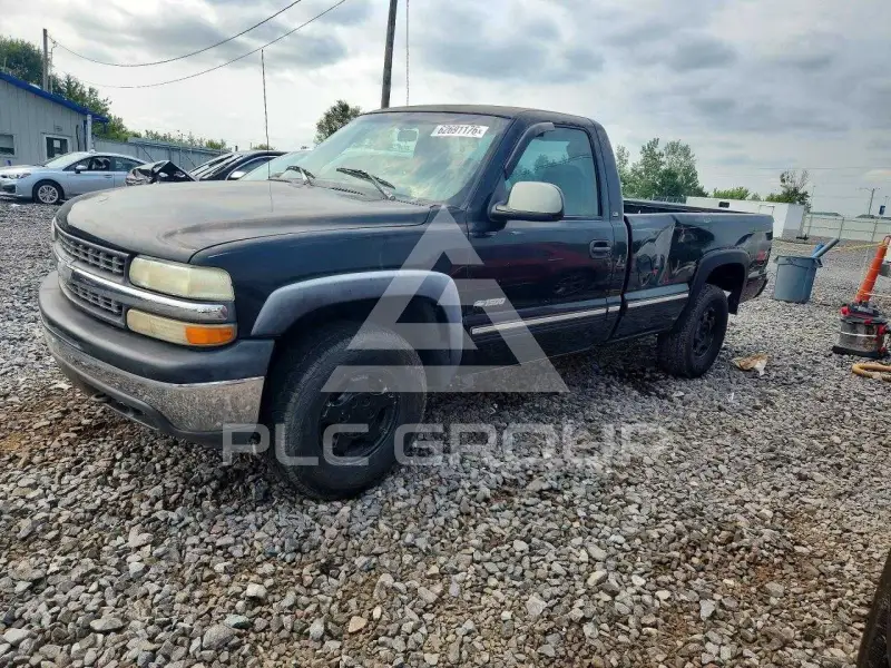 2000 Chevrolet Silverado photo