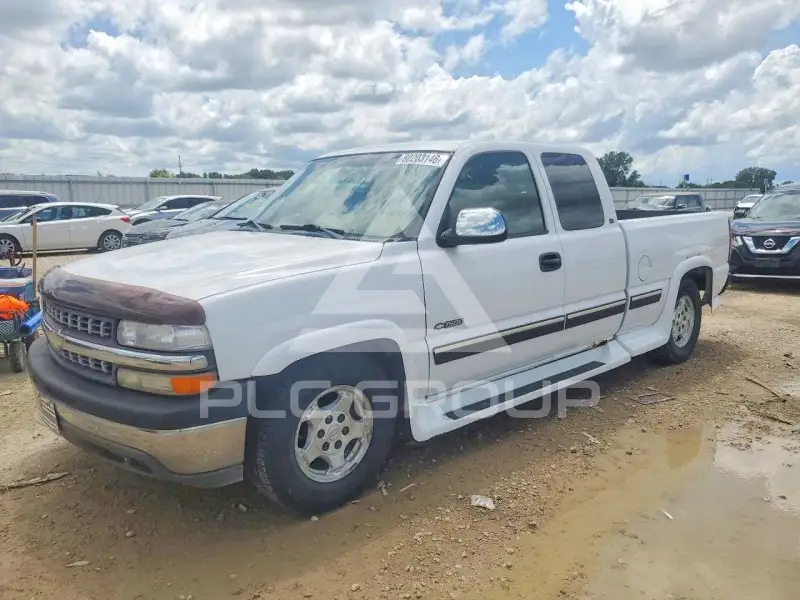 2000 Chevrolet Silverado photo
