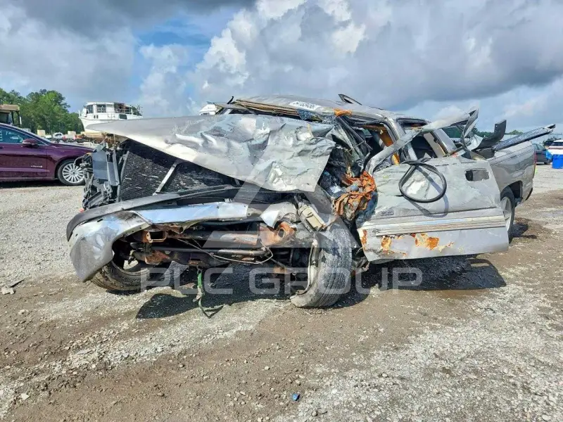 2000 Chevrolet Silverado photo