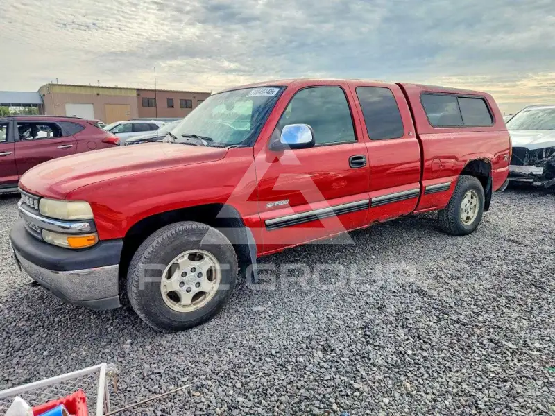 2000 Chevrolet Silverado photo