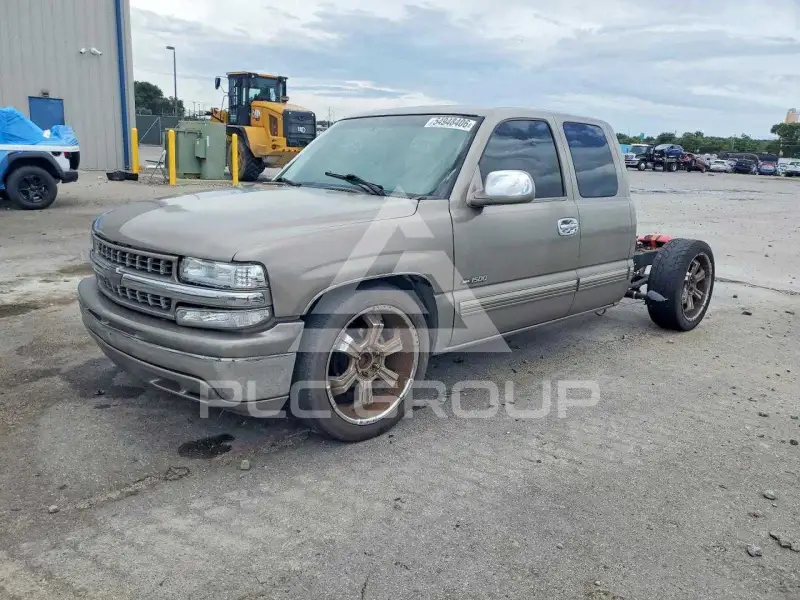2000 Chevrolet Silverado photo