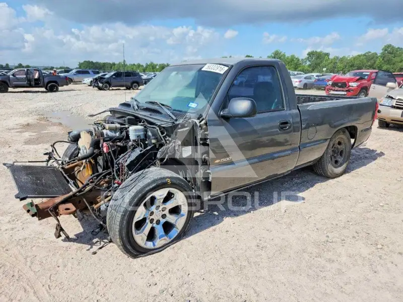 2000 Chevrolet Silverado photo