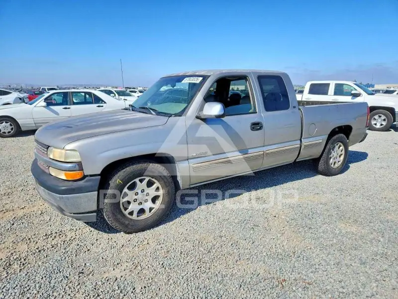 2000 Chevrolet Silverado photo