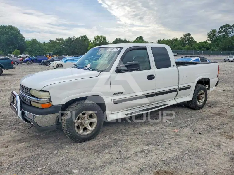 2000 Chevrolet Silverado photo