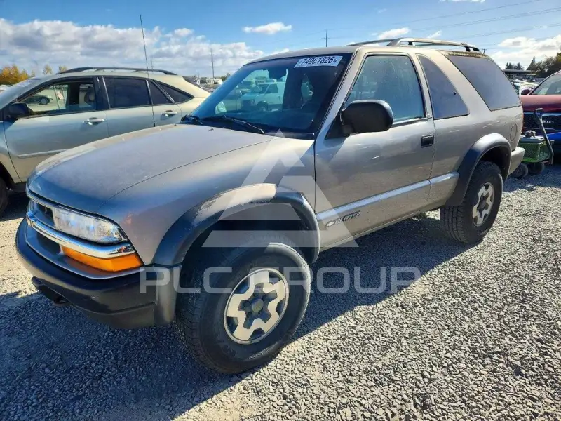 2000 Chevrolet Blazer photo