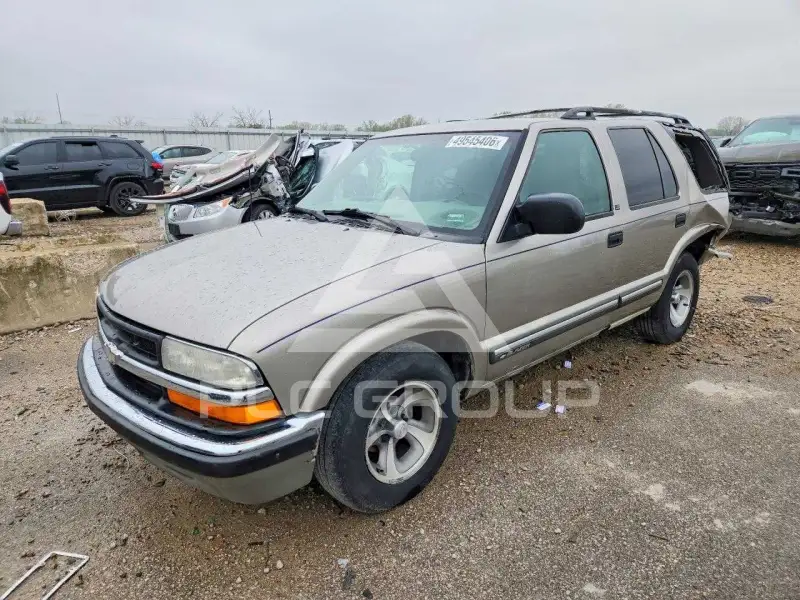2000 Chevrolet Blazer photo