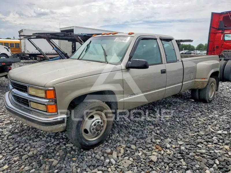 2000 Chevrolet GMT-400 photo