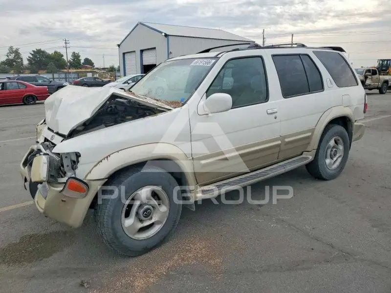 2000 Infinity QX40 photo