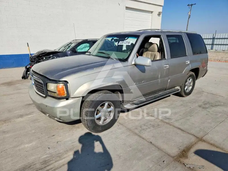 2000 Cadillac ESCALADE фото
