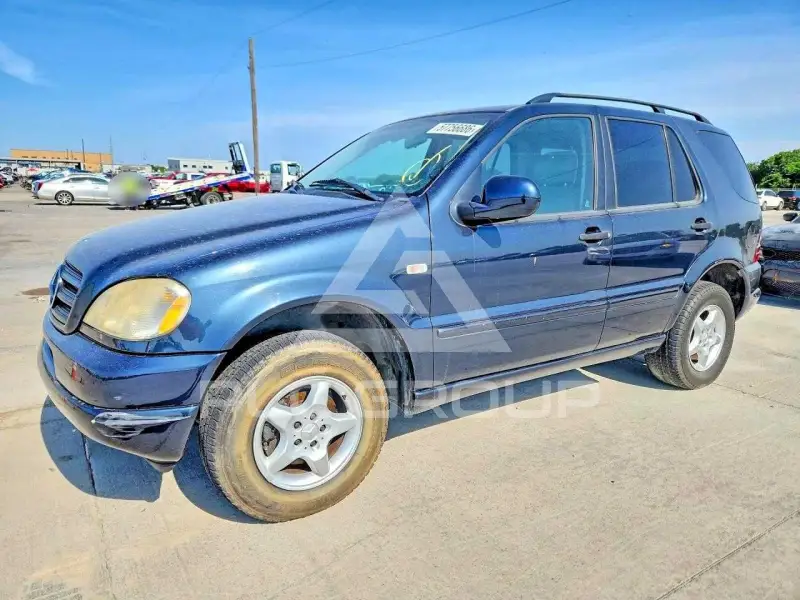 2000 Mercedes Benz ML-Class photo
