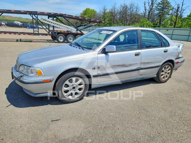 2000 Volvo S40 фото