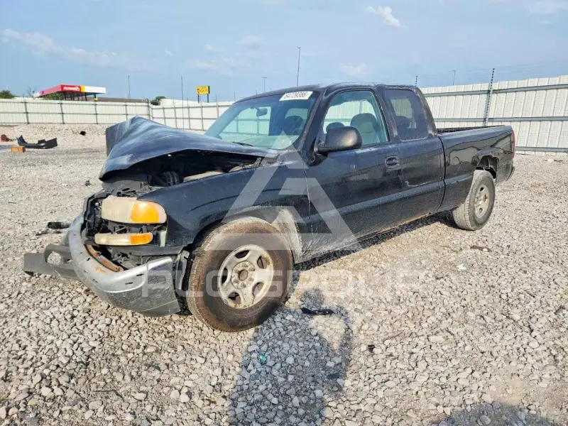 2000 GMC Sierra photo