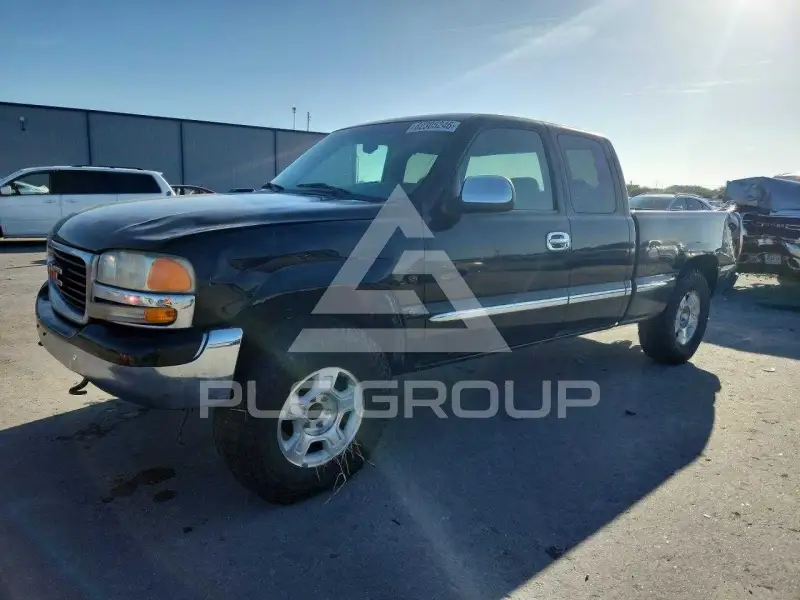 2000 GMC Sierra photo