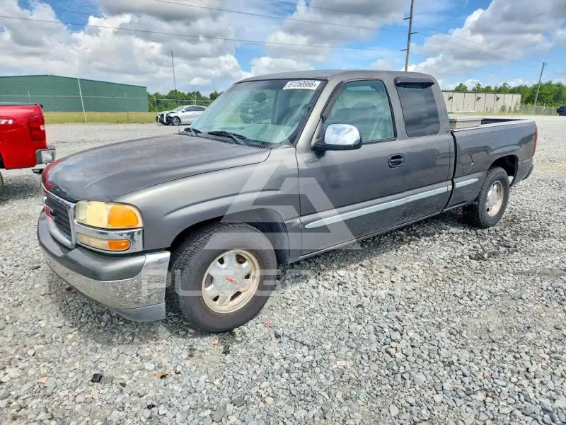 2000 GMC Sierra photo