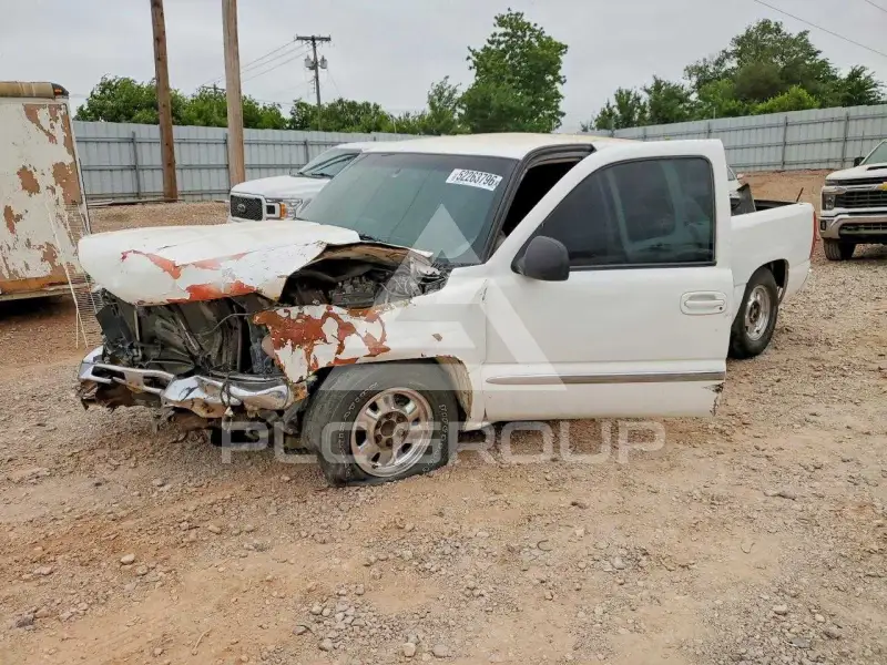2000 GMC Sierra photo