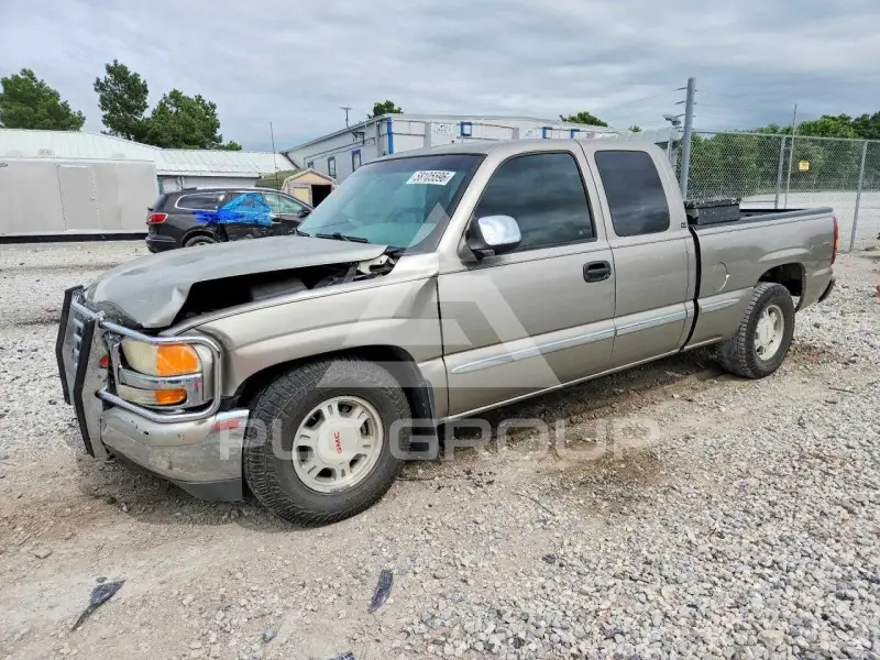 2000 GMC Sierra photo