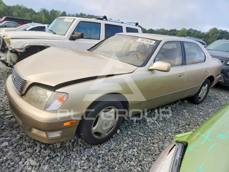 2000 Lexus LS400 photo