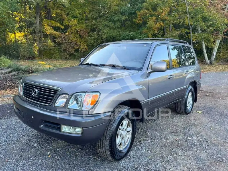 2000 Lexus LX470 photo