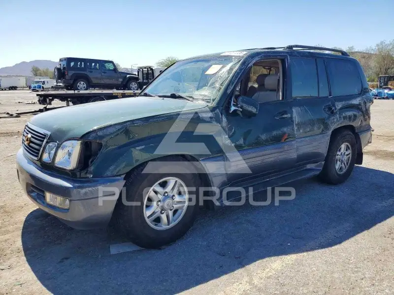 2000 Lexus LX470 photo
