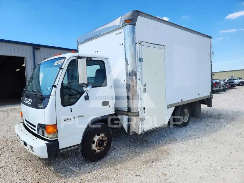 2000 Isuzu NPR photo