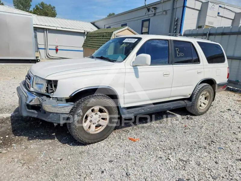 2000 Toyota 4 RUNNER photo