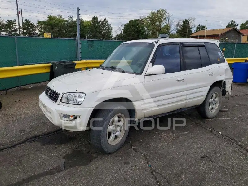 2000 Toyota RAV4 photo