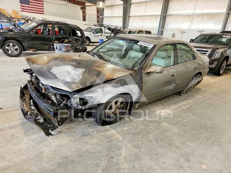 2000 Toyota CAMRY photo