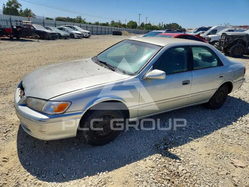 2000 Toyota CAMRY фото