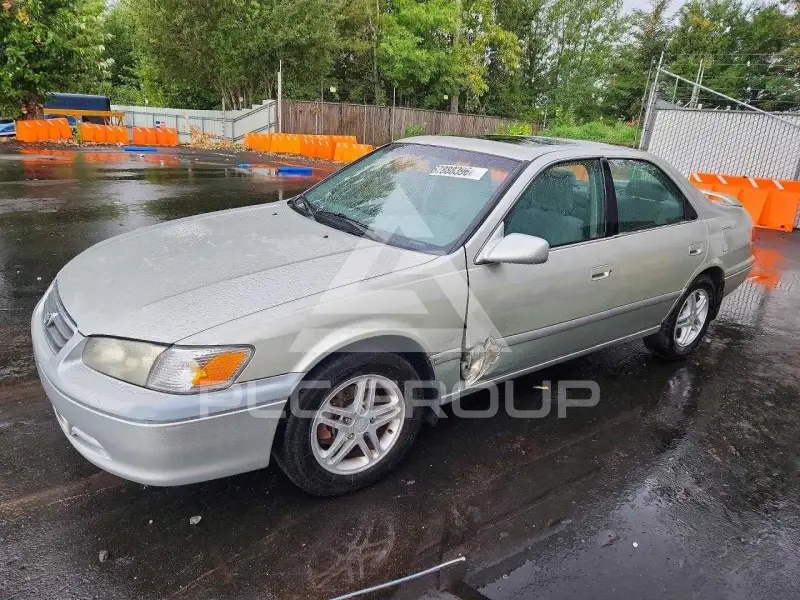 2000 Toyota CAMRY photo
