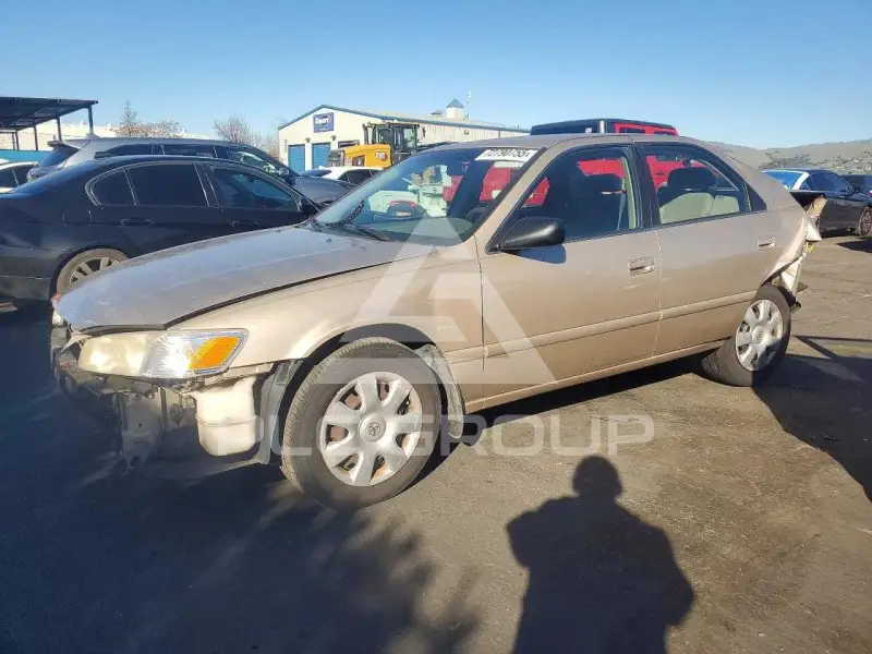 2000 Toyota CAMRY фото