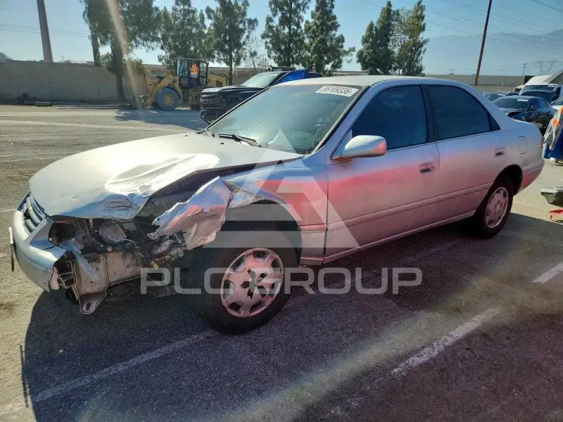 2000 Toyota CAMRY фото