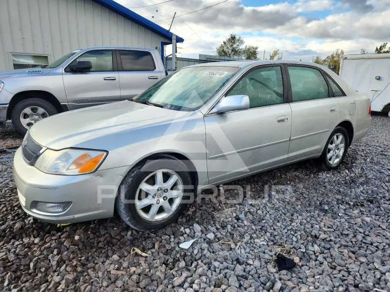 2000 Toyota AVALON фото