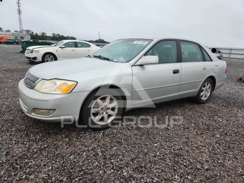 2000 Toyota AVALON photo