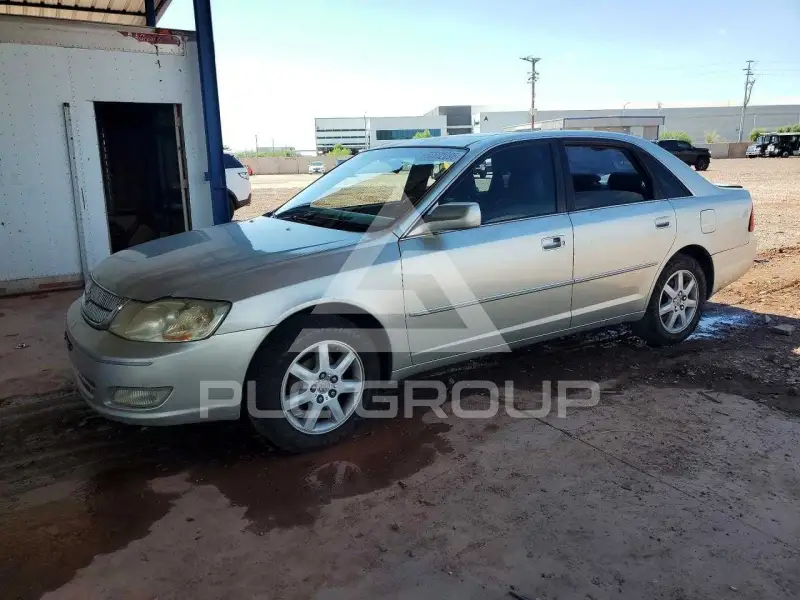 2000 Toyota AVALON фото