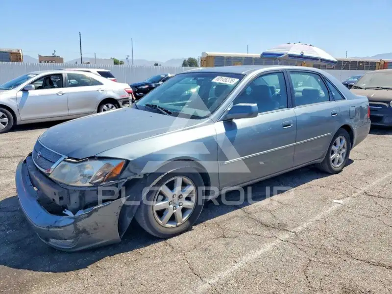 2000 Toyota AVALON photo