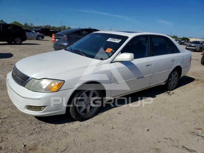 2000 Toyota AVALON фото