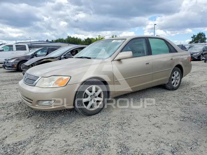 2000 Toyota AVALON photo