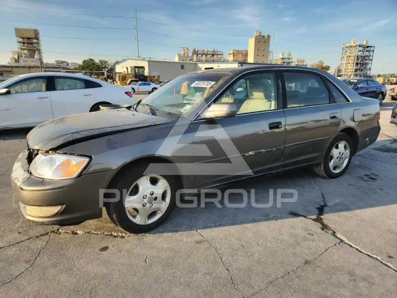 2000 Toyota AVALON фото