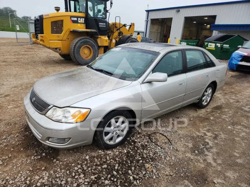 2000 Toyota AVALON фото