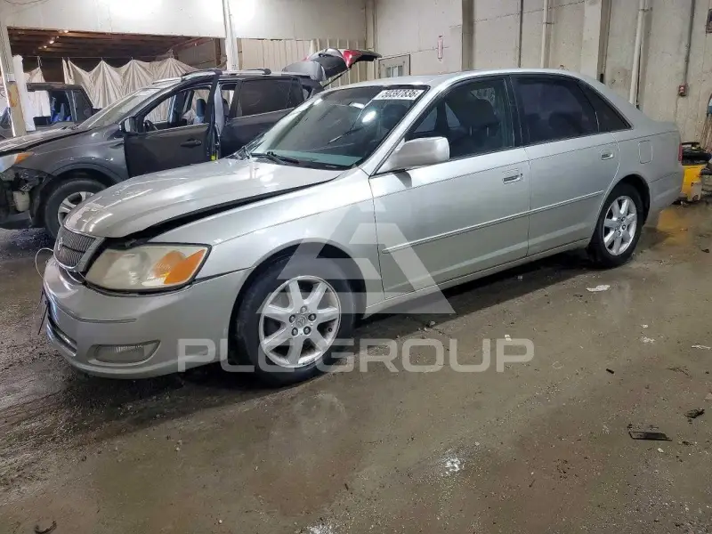 2000 Toyota AVALON фото