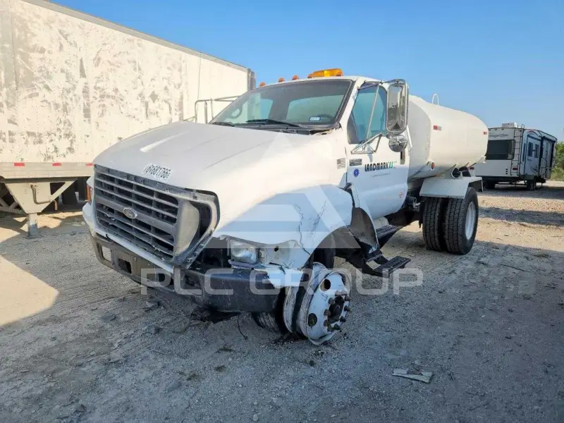 2000 Ford F-650 фото