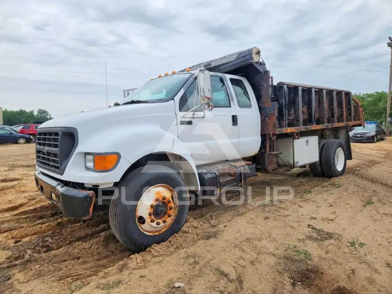 2000 Ford F-750 фото