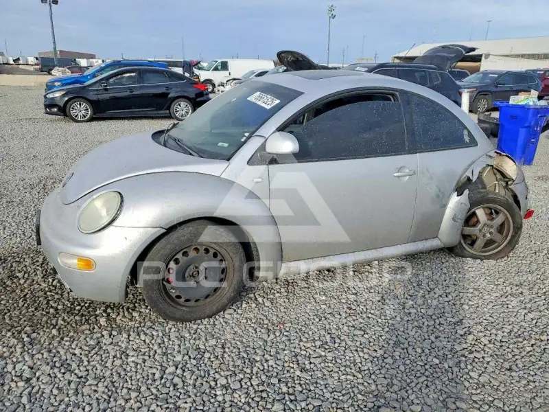 2000 Volkswagen BEETLE photo