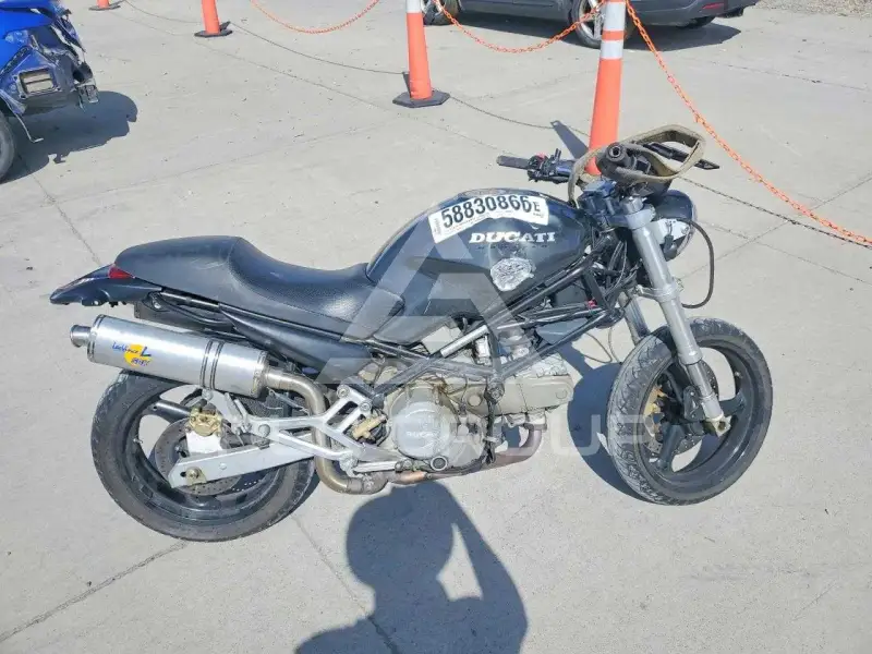 2001 Ducati Monster фото