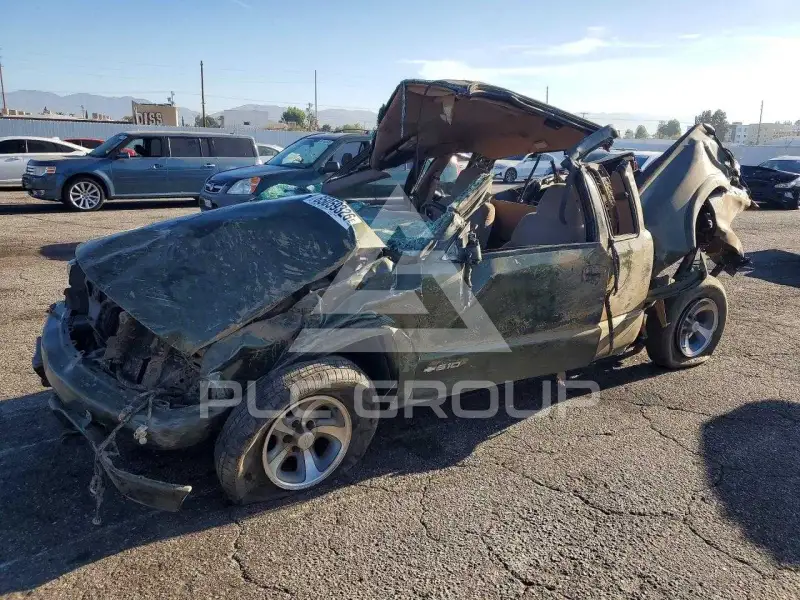 2001 Chevrolet S10 photo